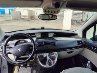 Peugeot 807 2008