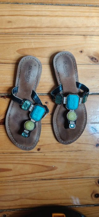 Sandalias de piel talla 38