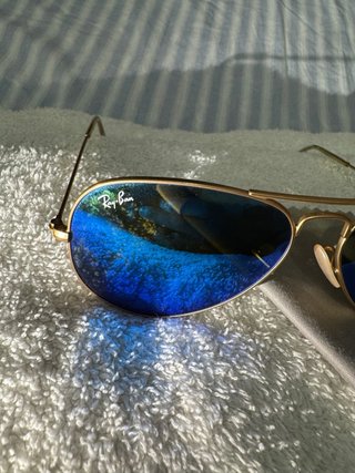 Gafas de sol Ray-Ban Aviator azules y doradas