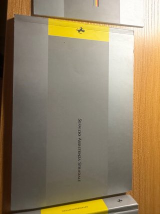 Manual Ferrari 458 Italia con funda
