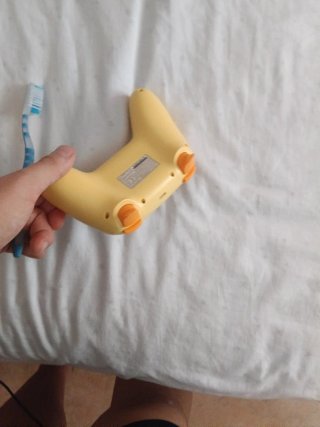 Mando GameSir G7 Amarillo Diseño ergonómico