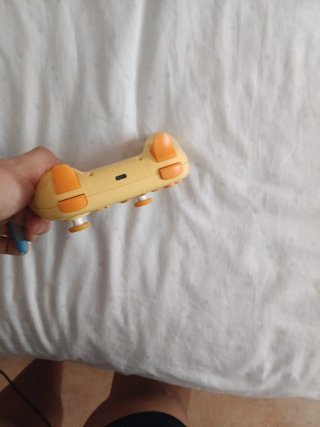 Mando GameSir G7 Amarillo Diseño ergonómico