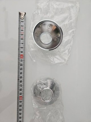 Embellecedor de tubería cromado