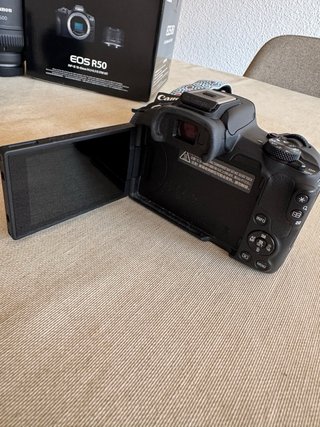 Canon EOS R50 Cámara Mirrorless