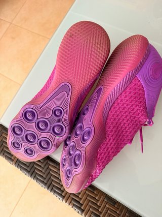Botas Futsal Nike Rosa y Morado