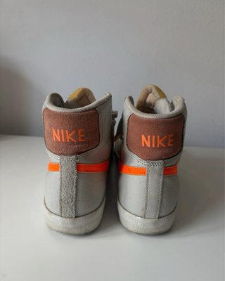 Nike Blazer Gris Naranja