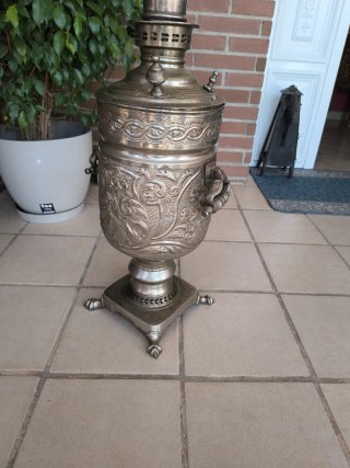 Tetera árabe antigua decorada