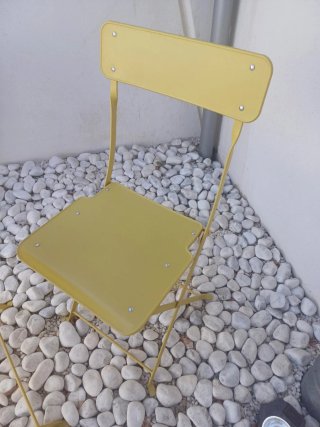Mesa y 2 Sillas Amarillas Exterior