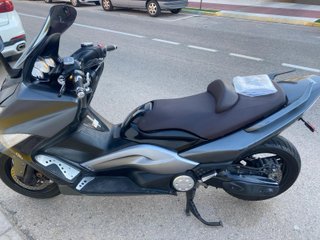 SE VENDE YAMAHA T-MAX XP500ABS
