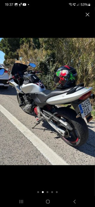 Honda CB600S Hornet Plata