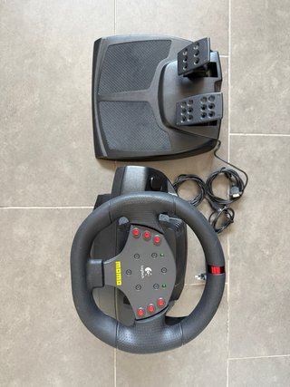 Volante Logitech MOMO Force Feedback PC PS2 PS3