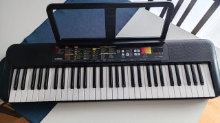 Yamaha PSR-F52 Teclado/Piano