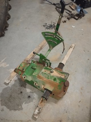 Mecanismo Elevación Brazos John Deere 3135 - Conju