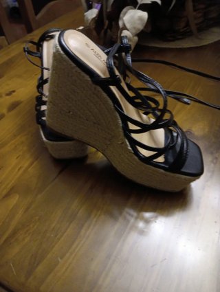 Sandalias cuña negras tiras N37