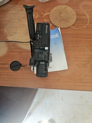 Sony Handycam Video 8 CCD-F500E