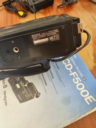 Sony Handycam Video 8 CCD-F500E