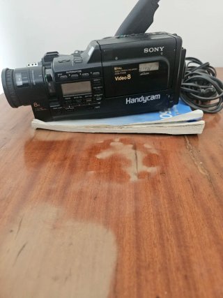 Sony Handycam Video 8 CCD-F500E