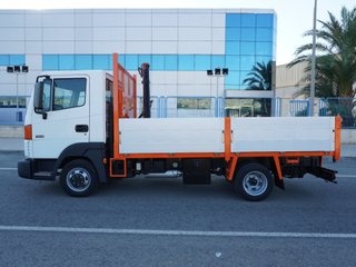 NISSAN ATLEON GRUA PALFINGER 3300