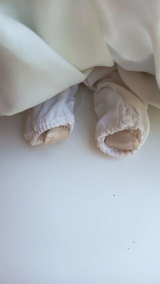 Bambola porcellana vintage abito scuro