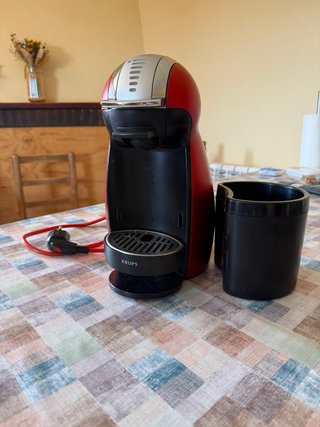 Cafetera Krups Dolce Gusto Roja