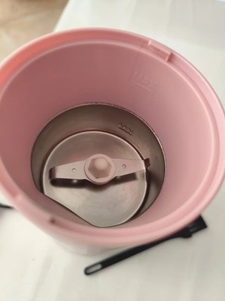 Molinillo de café eléctrico rosa SILVERCREST