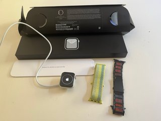 Apple Watch SE 1ª Gen Nike 40mm Celular LTE Plata