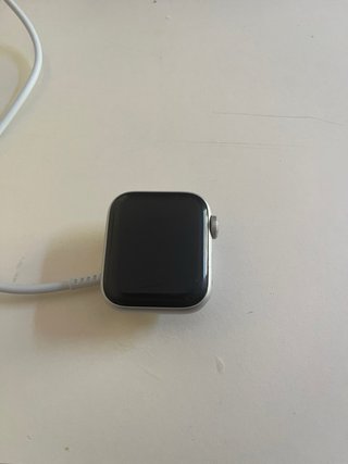 Apple Watch SE 1ª Gen Nike 40mm Celular LTE Plata