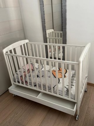 Lettino Italbaby per bambini bianco con ruote