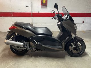 Yamaha Xmax 125cc Maxi Scooter