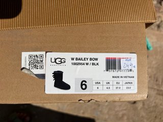 Botas UGG Negras Niña Talla 30