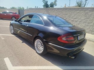 Mercedes-Benz  CLK 2005