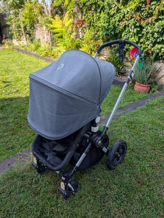 Cochecito Bugaboo y Silla Inglesina