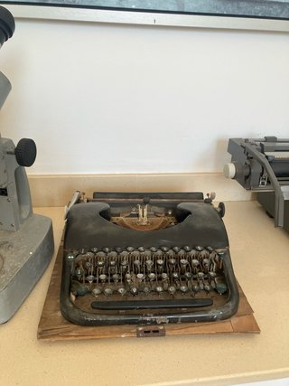 Máquina de escribir antigua