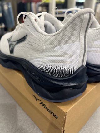 Scarpe Running Mizuno Wave Serene Bianche nere