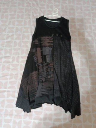 Vestido negro, gris y marrón talla única
