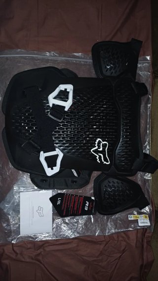 Protector Pecho Fox R3 Talla L/XL
