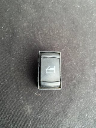 INTERRUPTOR VENTANILLA GOLF IV BORA SKODA DESPIECE
