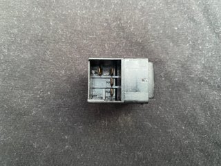 INTERRUPTOR VENTANILLA GOLF IV BORA SKODA DESPIECE