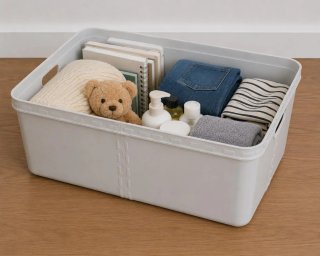Cajas de almacenaje grises de plástico
