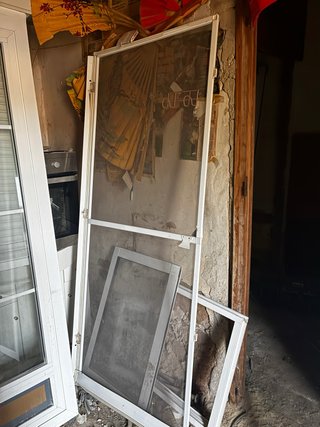 Mosquitera de aluminio blanca