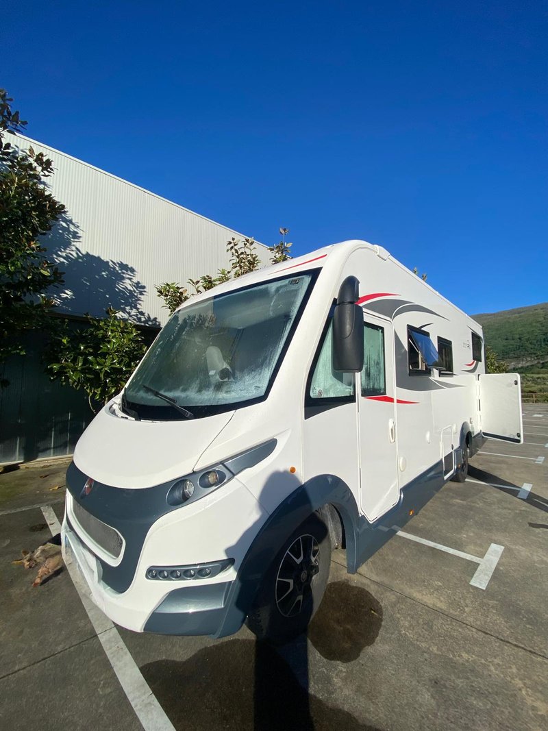 Autocaravana IntegralRoller Team 2020 Camas gemela - foto 1