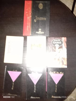 Lote 7 libros literatura erotica.