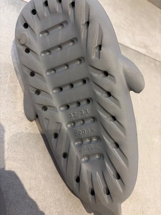Zapatillas Tiburón Niños Talla 32,33