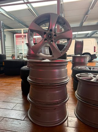 Llantas Mercedes-Benz