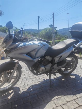 Honda Varadero XL 125