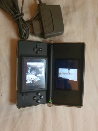 Nintendo DS Lite Nera con giochi e caricatore