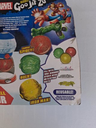 Goo Jit Zu Creador de Bolas de Apretar Marvel