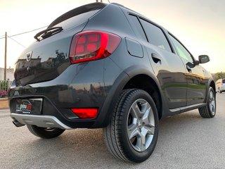 DACIA SANDERO STEPWAY ESSENTIAL 0.9TCE