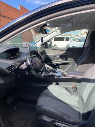 Peugeot 3008 2021