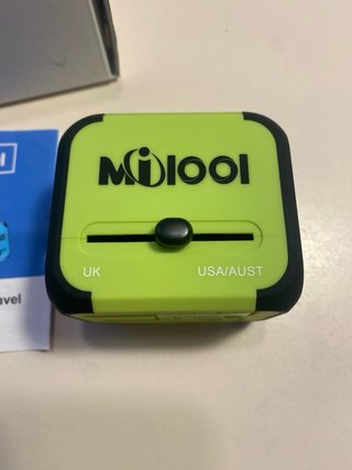 Adaptador Enchufe Viaje Universal MIDIOOI MSL176